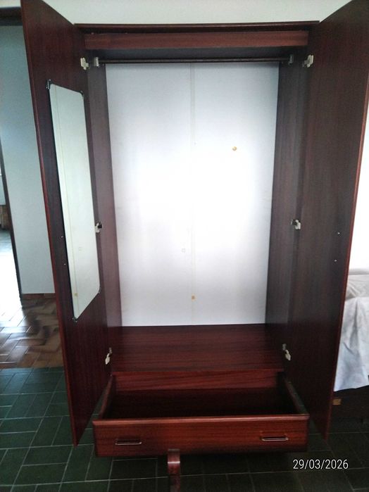 Mobília de quarto de solteiro