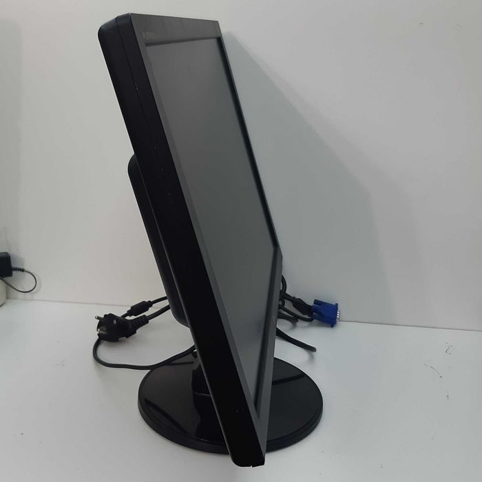 Monitor LG Flatron 22" LCD 1680x1050p 5ms Funcional