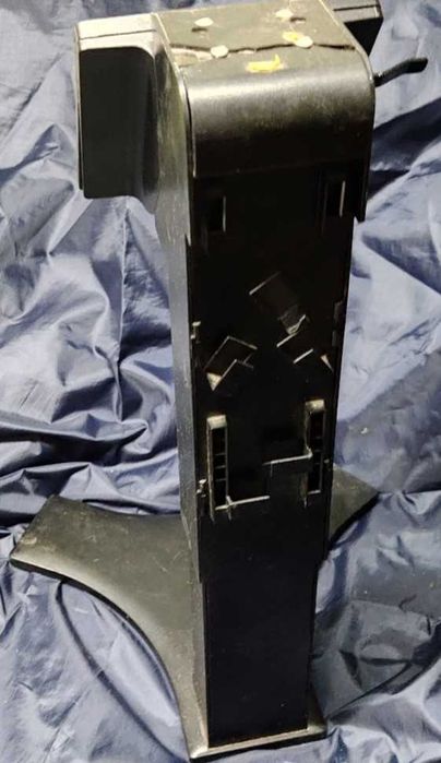 Мощная высокая стойка под монитор или моноблок