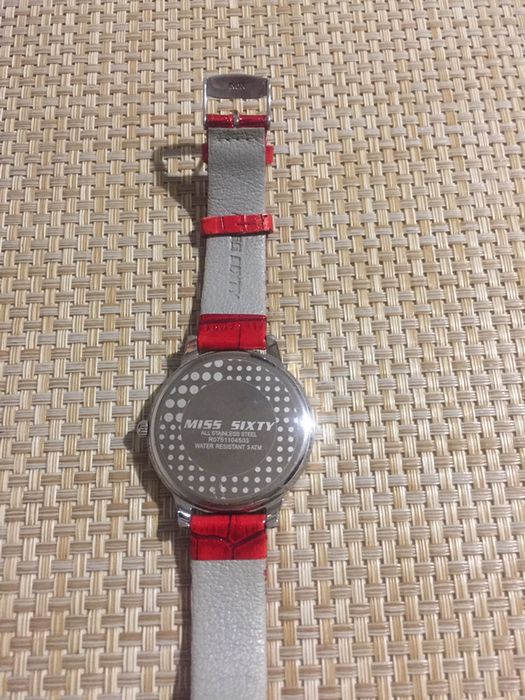 Продам годинник наручний жіночий Guess. Оригінал