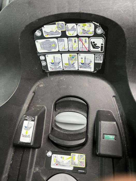 Fotelik z baza isofix