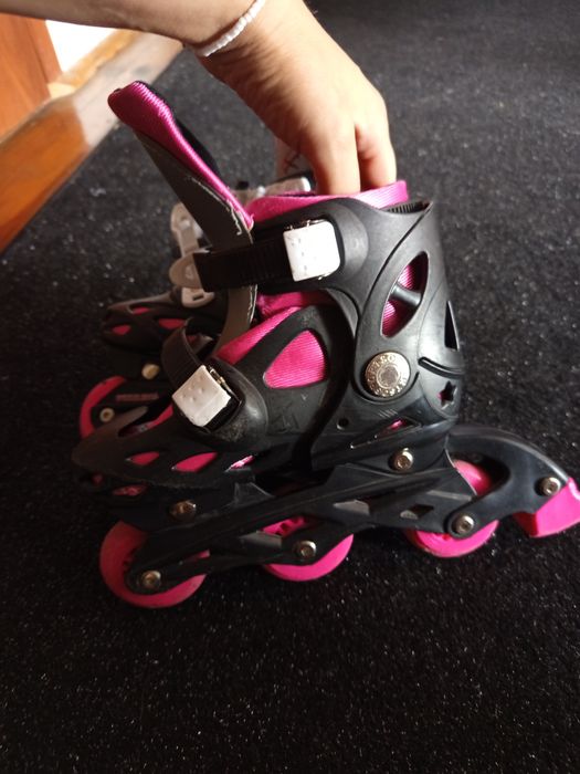 Rolki 30-36 czarne różowe