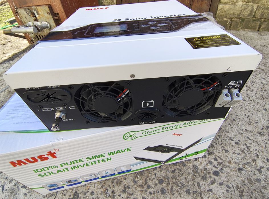 Гібридний сонячний інвертор MUST PV18-3224 VPM II Gen 2, 3200W, 24V