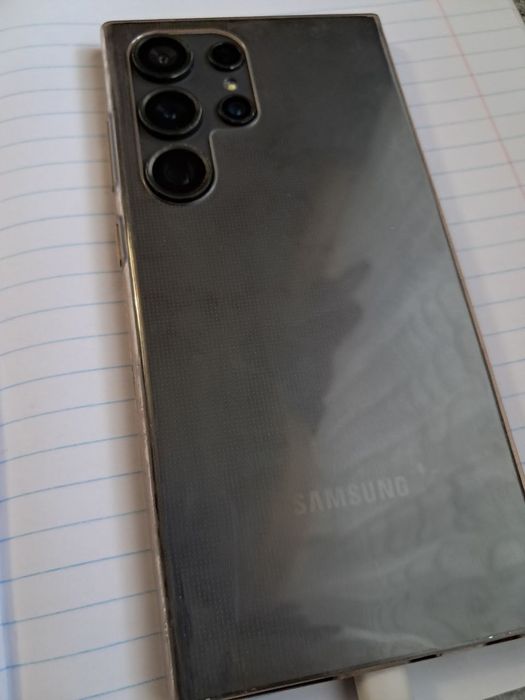 Продам  Samsung galaxy s25