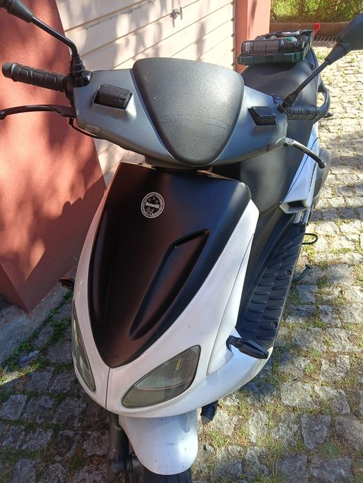Benneli Velvet 125
