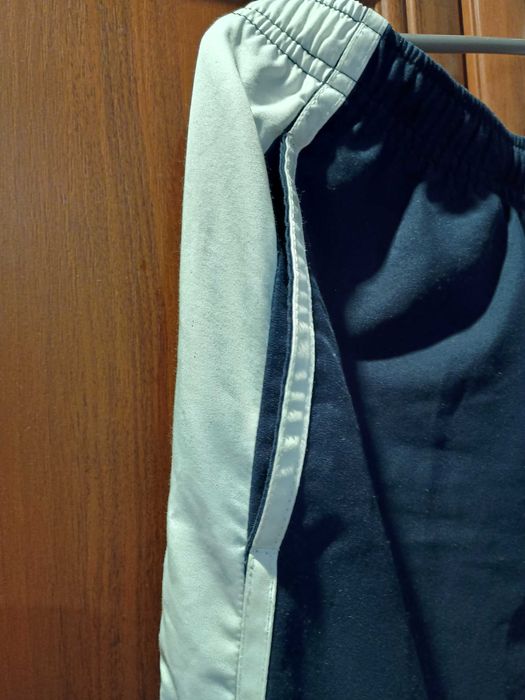 Spodnie  meskie ganatowe Nike XL -32 zł