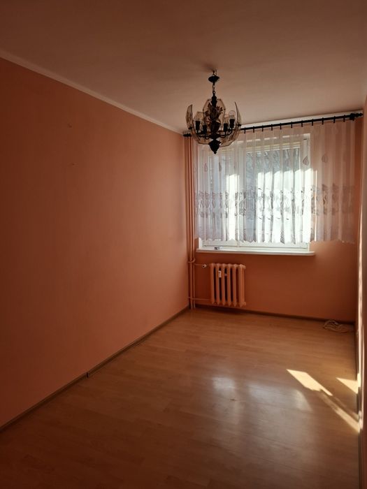 Sprzedam mieszkanie na pierwszym piętrze