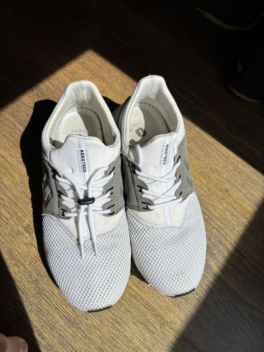 Białe buty sportowe unisex rozm. 40