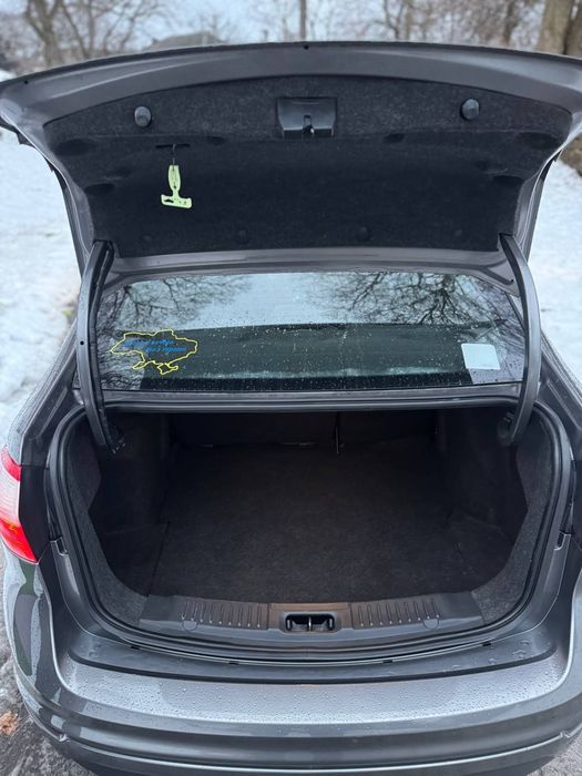 FORD FIESTA 2013 рік