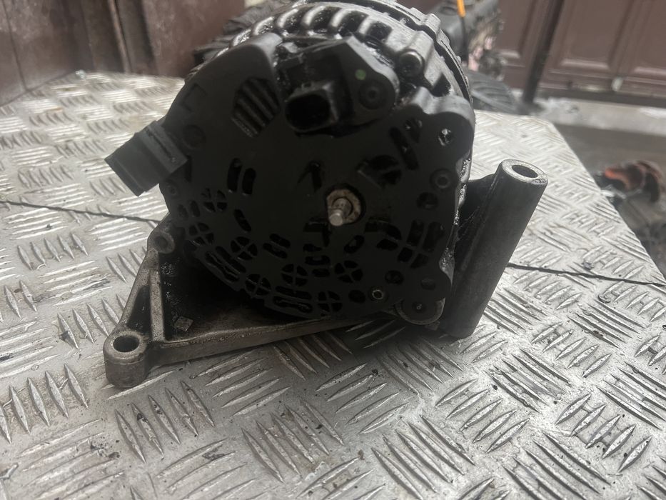 Генератор 2.5 Фольксваген т5 Volkswagen Transporter t5