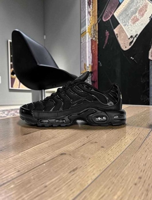(БЕЗ ПЕРЕДОПЛАТИ) 36 - 40 Nike Air Max Plus Triple Найк Аир Макс ТН