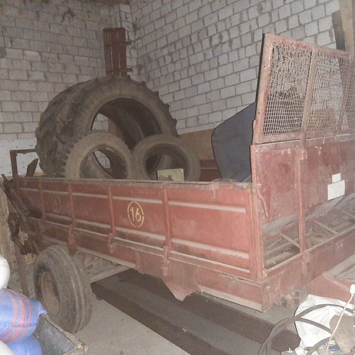 Rozrzutnik obornika 4 t, ZSRR, sprawny