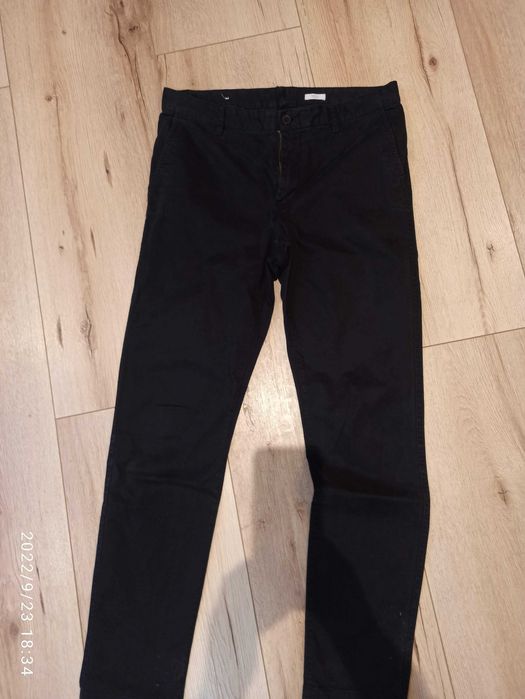 Granatowe spodnie Skiny Streach fit