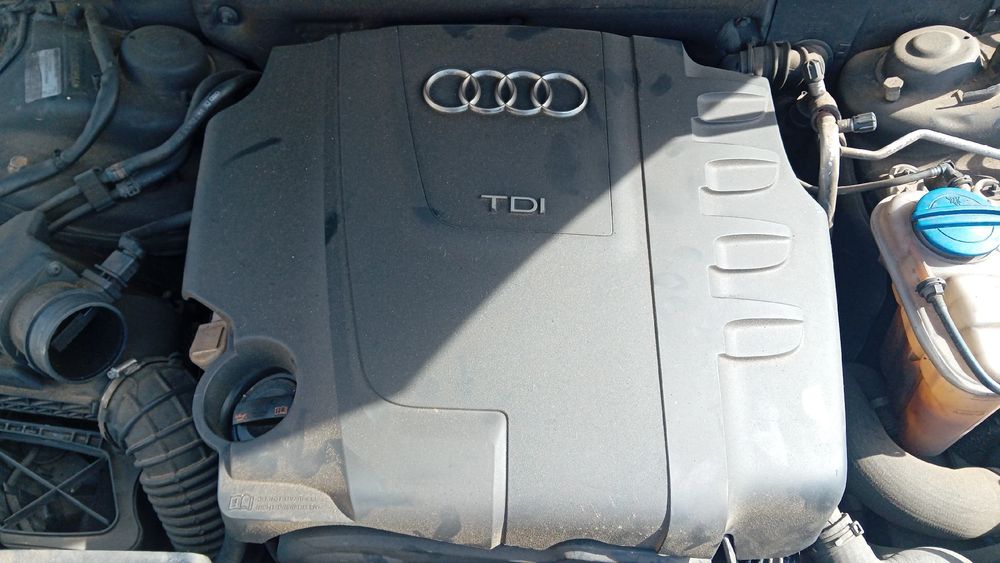 Cobertura do motor / blindagem superior do motor AUDI A4 Avant (8K5, B