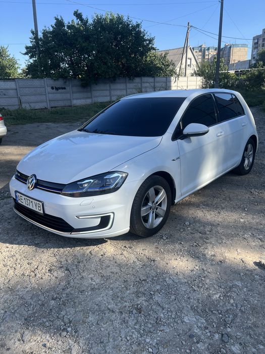 Volkswagen E-Golf 2018