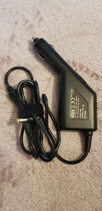 Samochodowy zasilacz/ładowarka do laptopa/notebooka