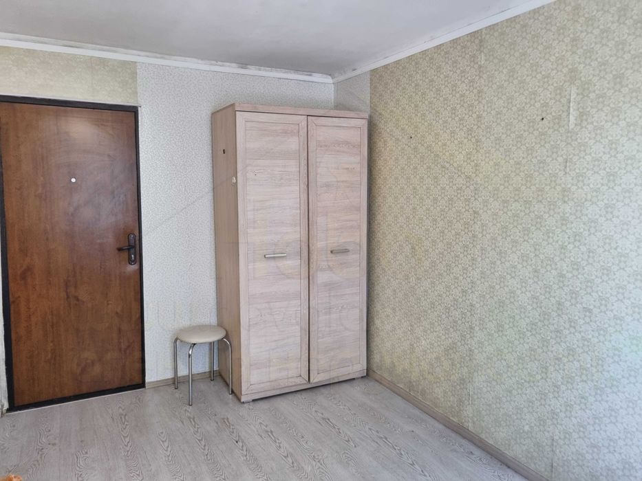 Кімната 13 м2 на 3 поверсі в гуртожитку в районі Круга-KI