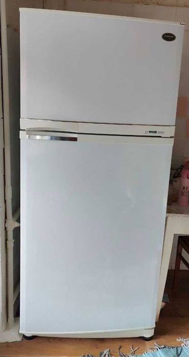 Холодильник Samsung