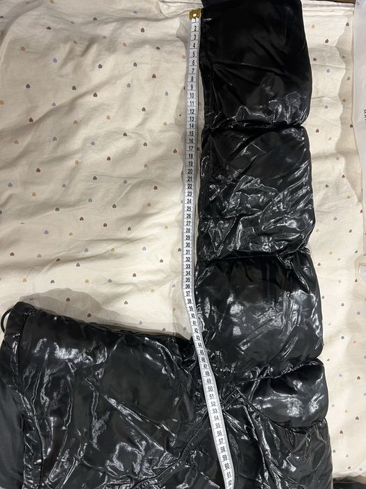 Курточка дуже тепла і коротка maniere de voir