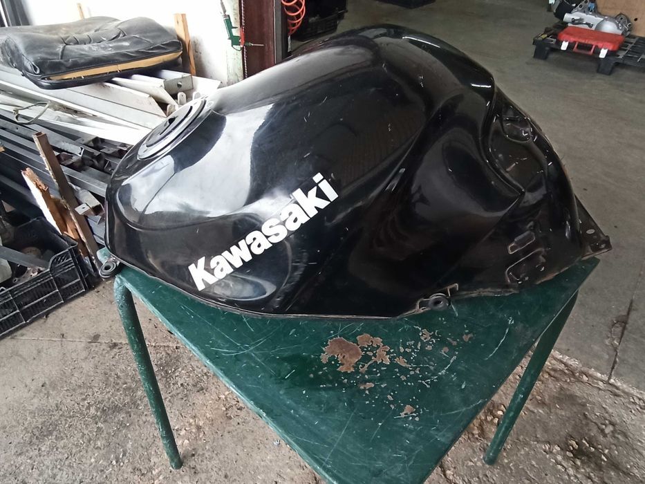 Peças Kawasaki ZZR1100