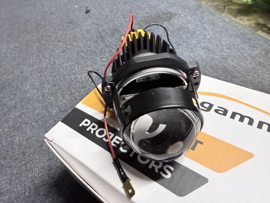 Bi-LED 2.0 – projektory soczewkowe + oprawki | 2 szt. | NOWE