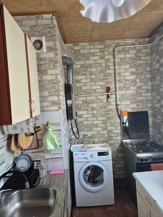 Продам 3к квартиру Приднепровск  БЕЗНАЛ