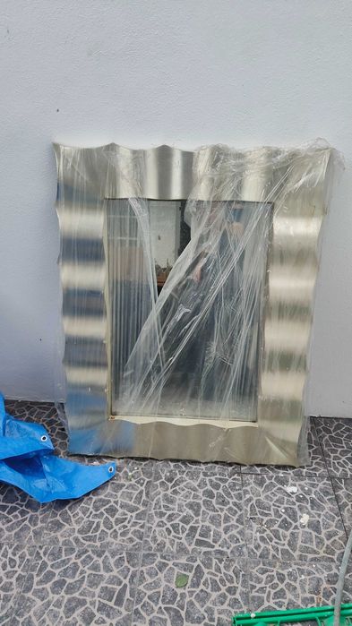 Espelho com moldura design