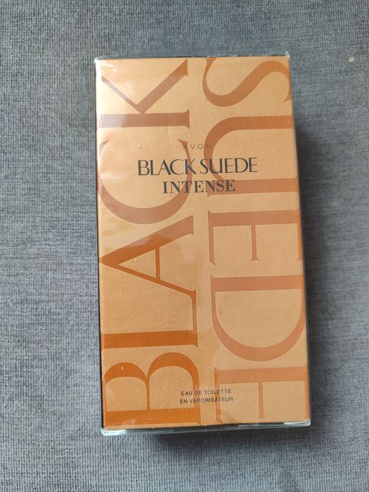 Black Suede intense Avon perfum meski