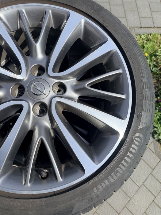Alufelgi opony 215/45 R17 continental igła