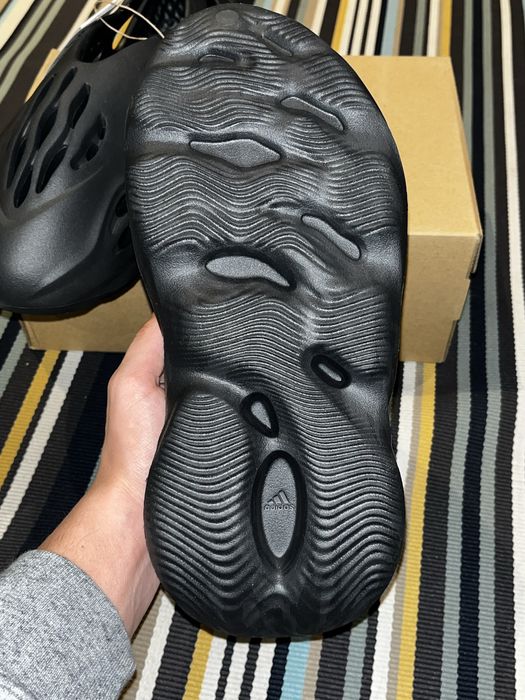 Yeezy Foam Runner onyx 43 EU