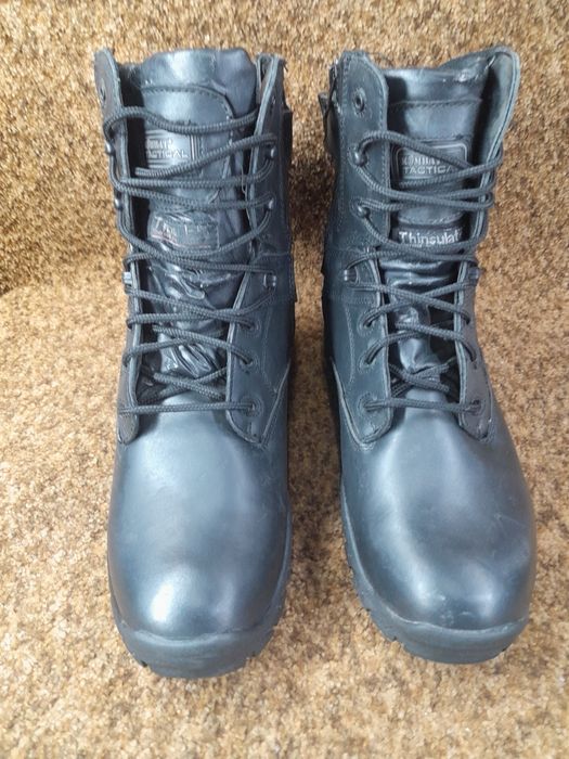 Берци , черевики трекінгові Thinsulate Kombat 43 розмір.