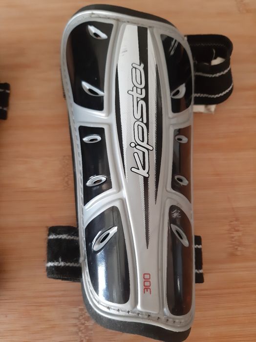 Caneleiras desporto criança