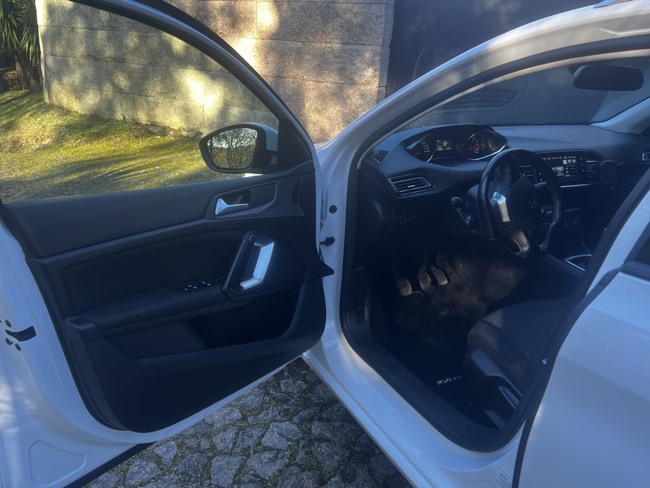 Peugeot 308 SW 1.6 HDI 120cv