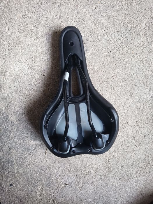 Selim bicicleta XLC Trekking