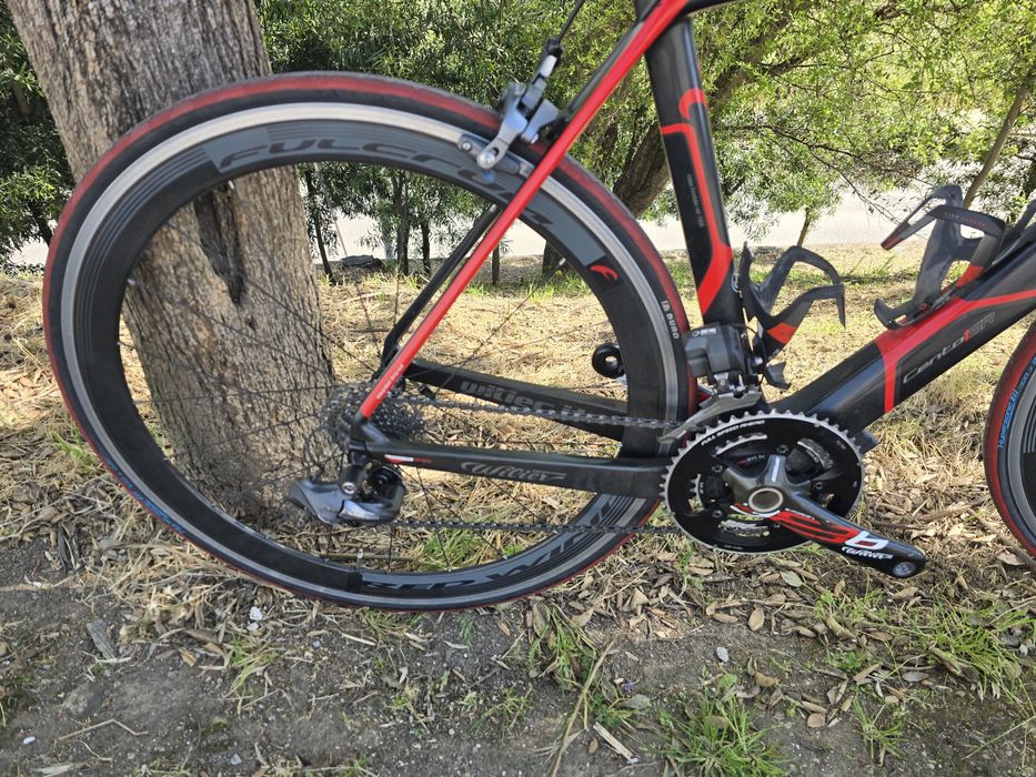 Bicicleta carbono grupo eletrico