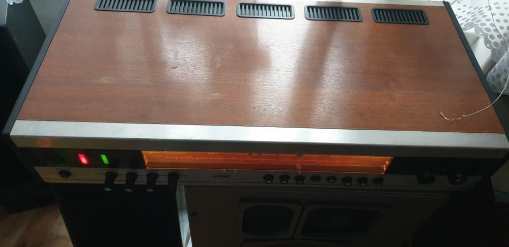 Kolumny Grundig box 730