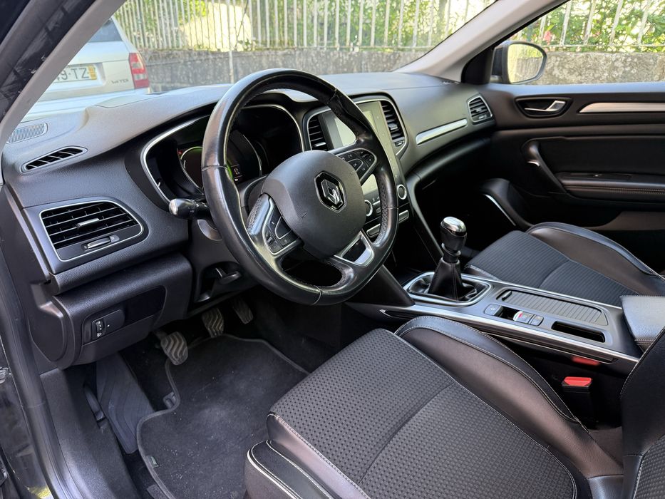 Renault Megane Sport Tourer 2018 Bose Edition