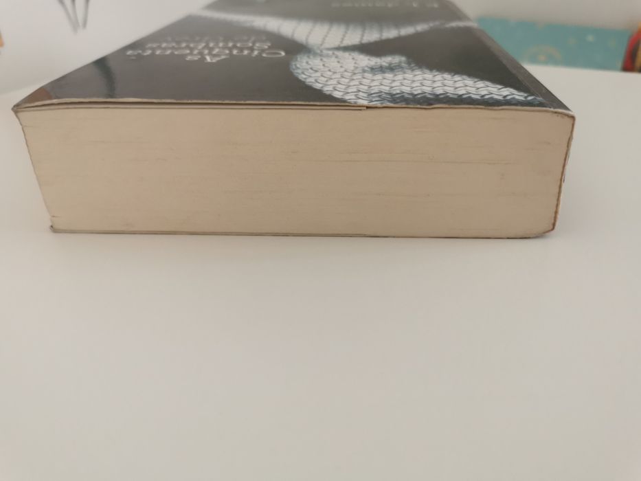 Livro As cinquenta Sombras de Grey