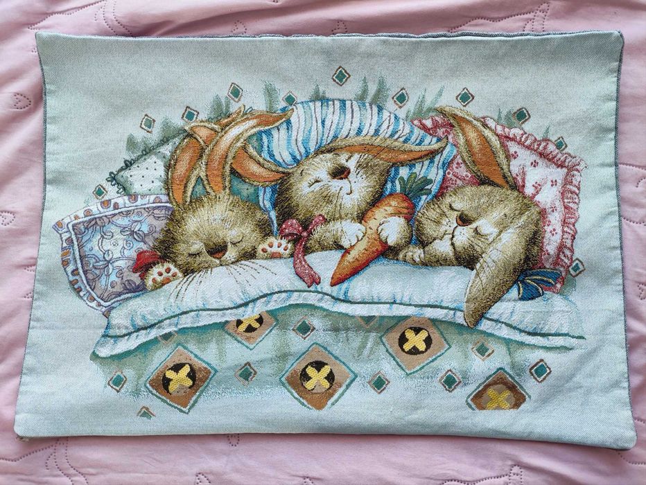 Poszewka dekoracyjna gobelinowa króliki