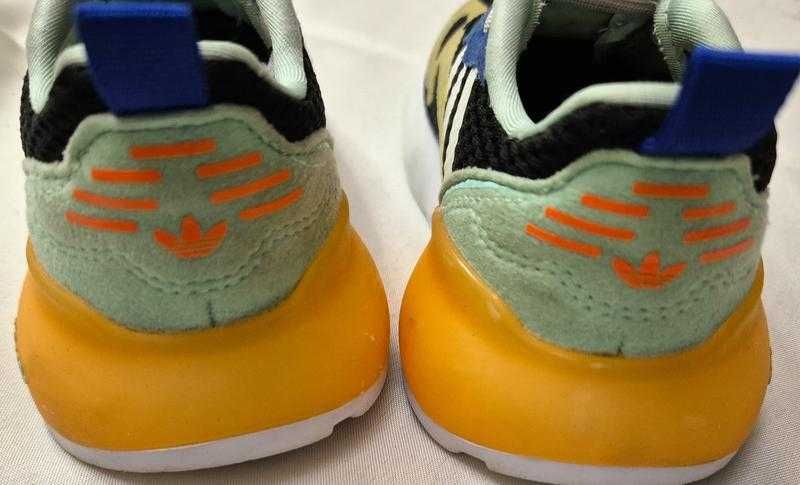 Дитячі кросівки\adidas zx 2k boost kids \оригинал\р.14,5см