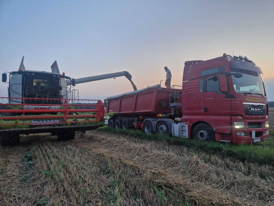 Przewóz maszyn transport traktora koparki laweta niskopodwozie