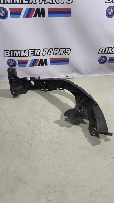 Guia Farol BMW Serie 1 (E81/E82/E87/E88) Esquerdo 7120.823