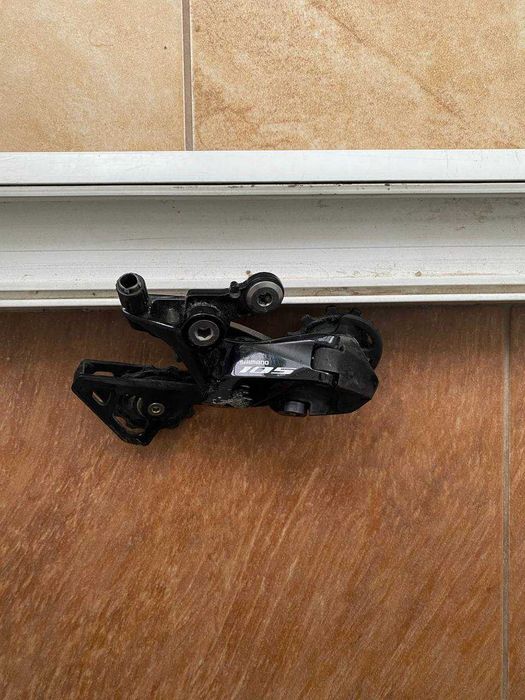 Задній перемикач Shimano 105 RD-R7000-GS Shadow 11