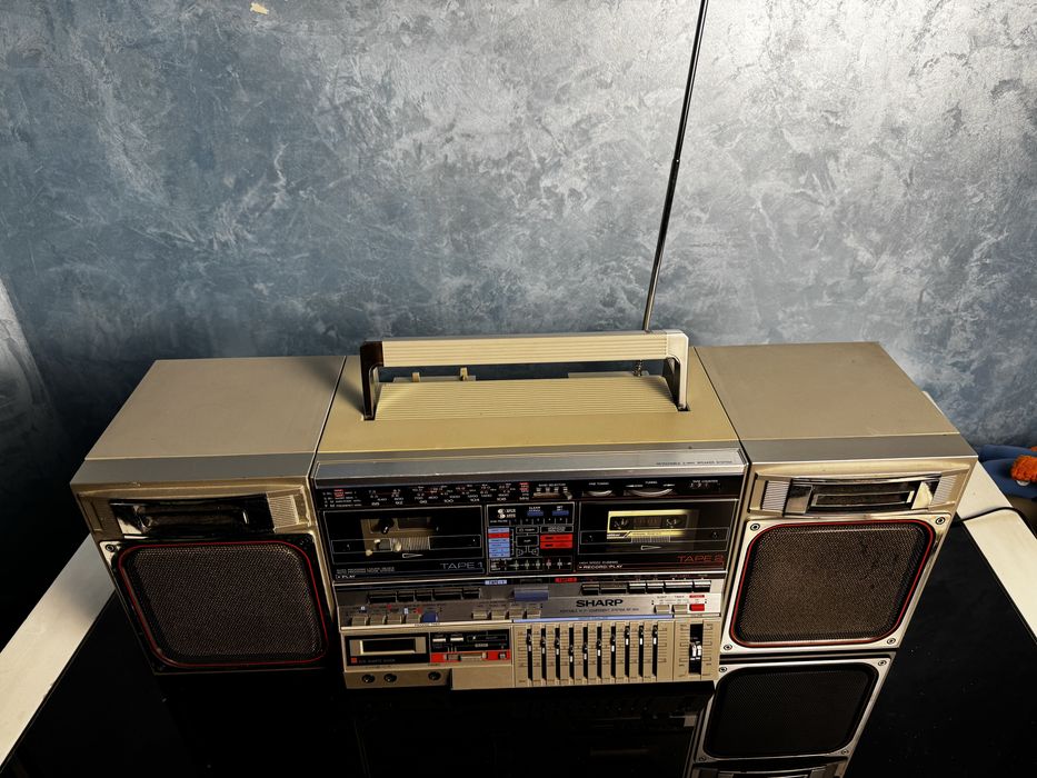 Продам Sharp GF-800
