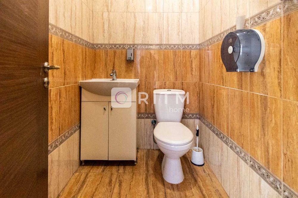 Оренда просторого будинку 388 м² для бізнесу або великої родини