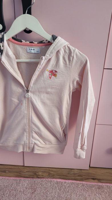 Bluza 128 rozmiat z 5.10.15 z kapturem dziewczęca dla dziewczynki