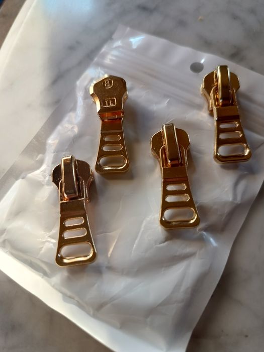 Maszynka do suwaka 8