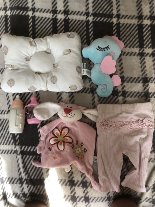 Лялька зі речами