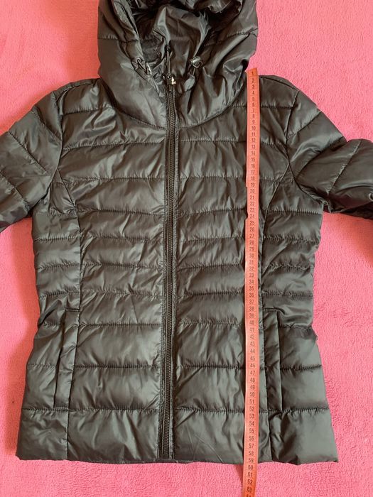 Куртка жіноча р S