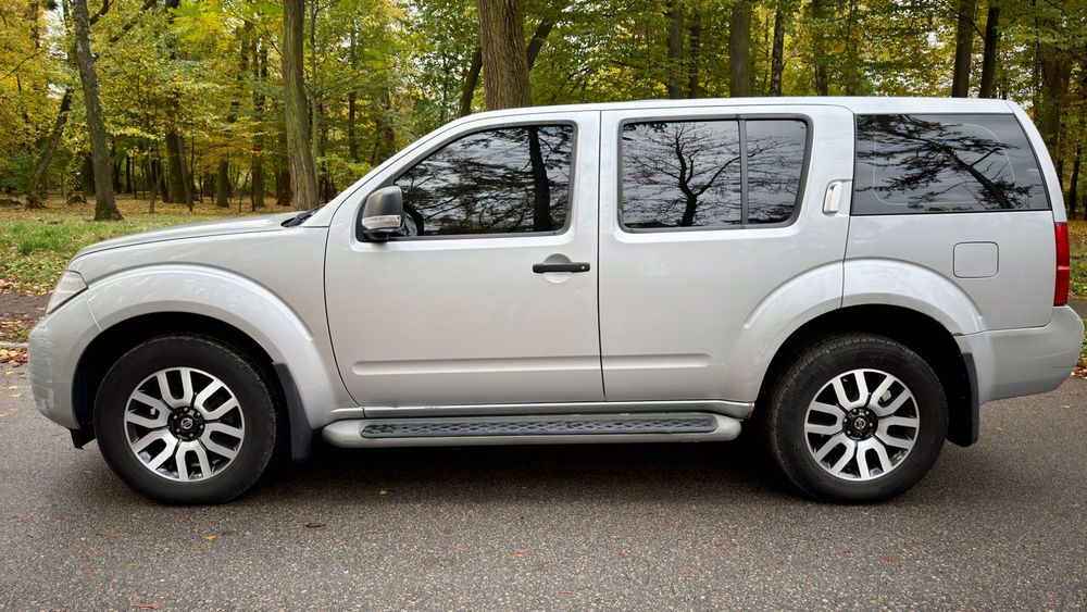 Nissan Pathfinder 2012